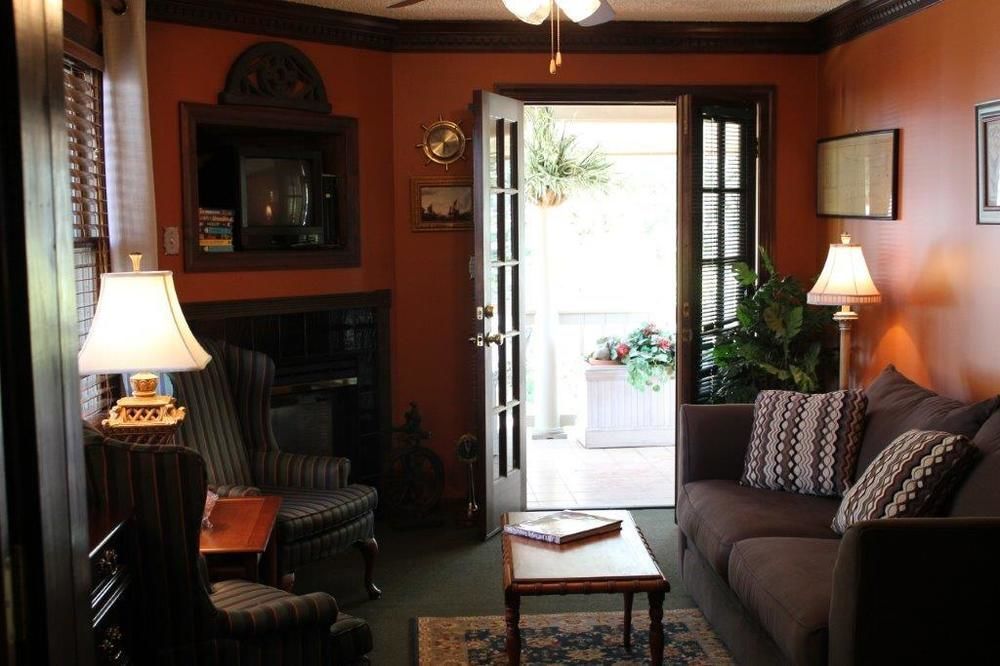 Williamsburg Sampler B & B Luaran gambar